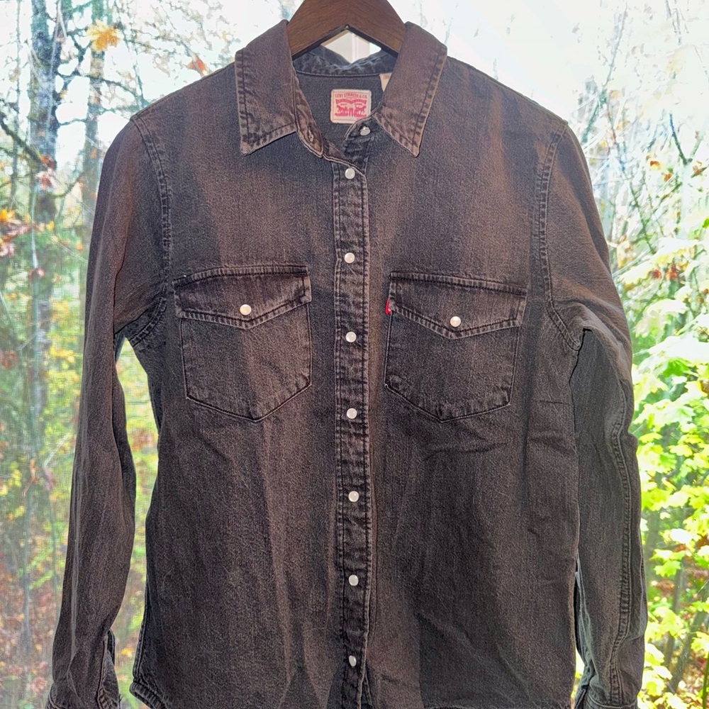 Levis Denim Pearl Snap Shirt Women Medium Faded Black Western Rodeo Cowboy Ranch